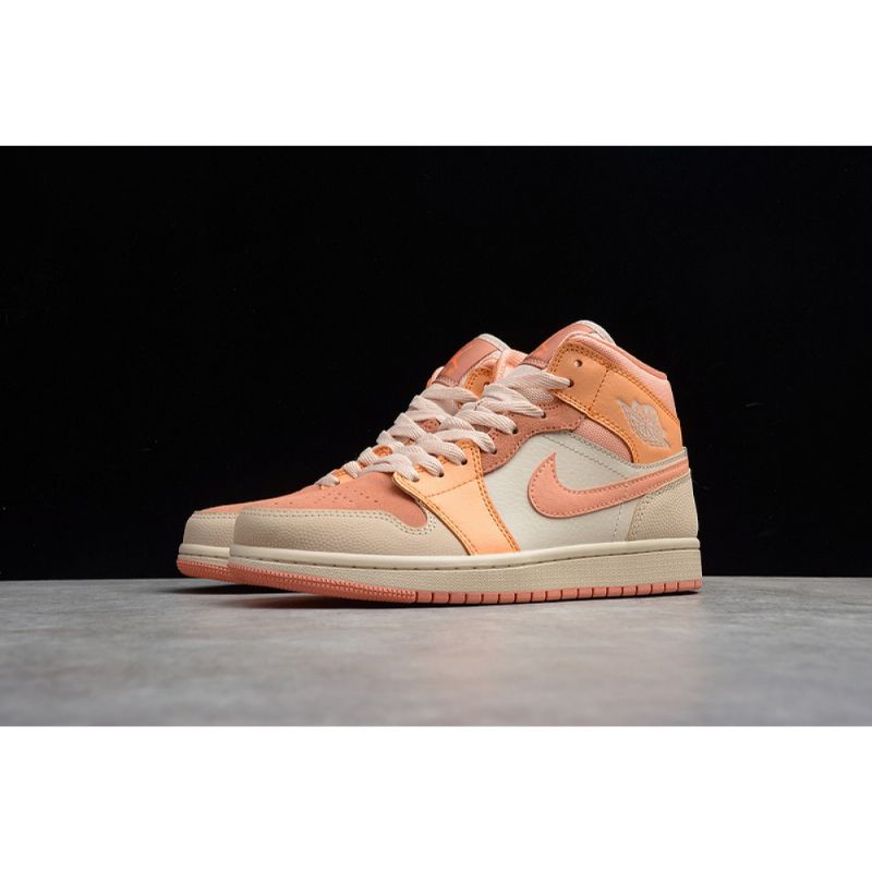 Férfi / Női Jordan 1 Retro Középső Sárgabarack Kosárlabdacipő