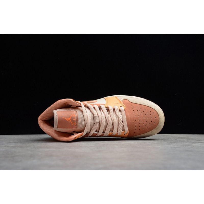 Férfi / Női Jordan 1 Retro Középső Sárgabarack Kosárlabdacipő
