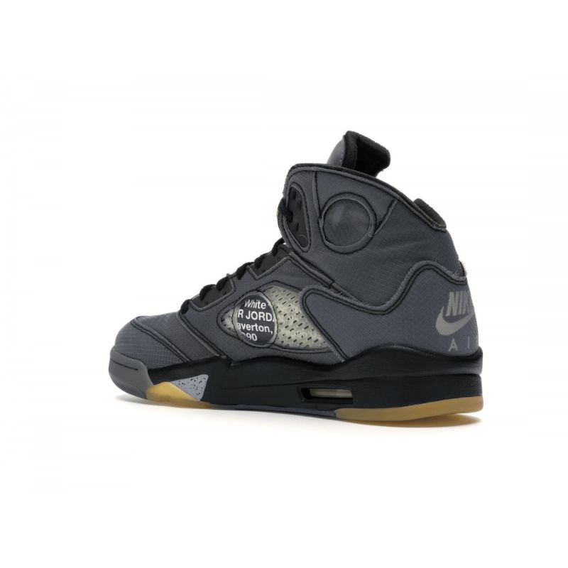 Férfi / Női Jordan 5 Off Fehér Fekete