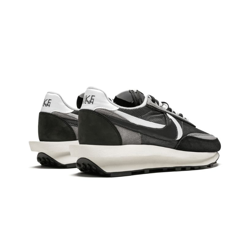 Férfi / Női Sacai Nike Ldwaffle Fekete