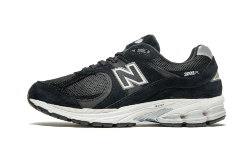 New Balance 2002r Fekete Ezüst Férfi/női