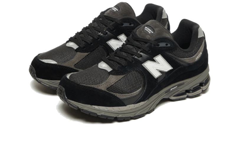 New Balance 2002r Fekete Sötétszürke Fehér Férfi/női