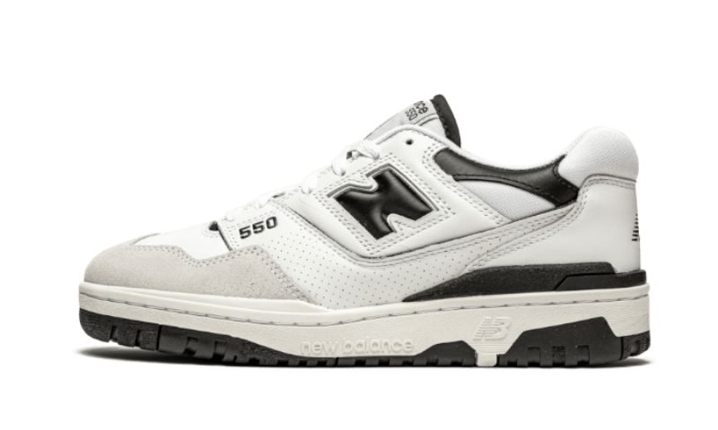 New Balance 550 Férfi / Női Tengeri Só Fekete