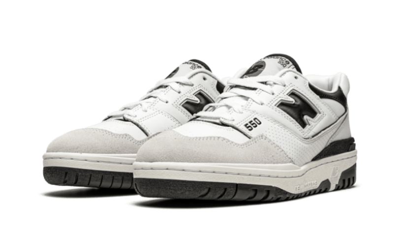 New Balance 550 Férfi / Női Tengeri Só Fekete