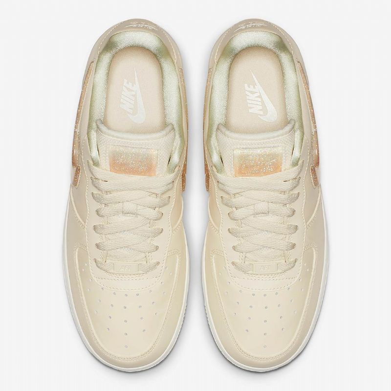 Nike Air Force 1 07 Se Prémium Női Alkalmi Fakó Elefántcsont / Csúcs Fehér-guava Jég