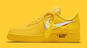Nike Air Force 1 Low Férfi Alkalmi Egyetemi Arany / Fekete-metál Ezüst