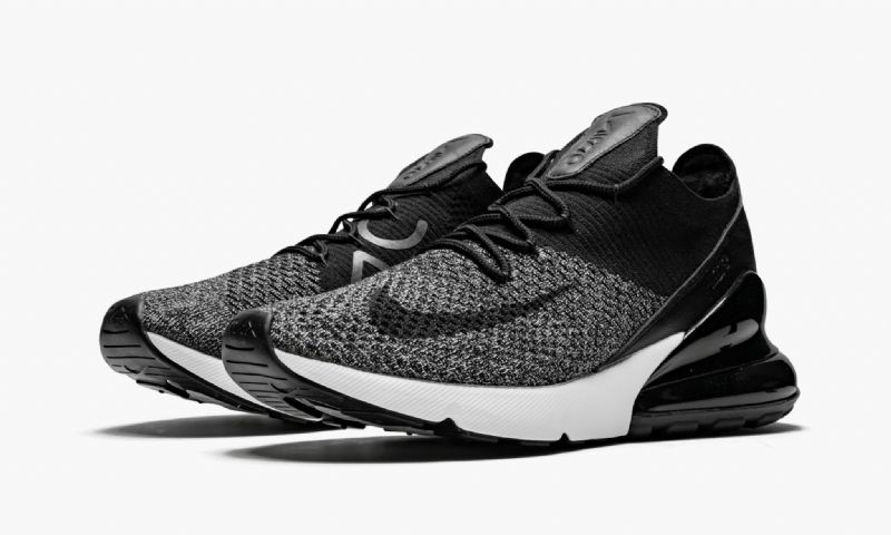 Nike Air Max 270 Flyknit Férfi Futó Fekete/fekete-fehér