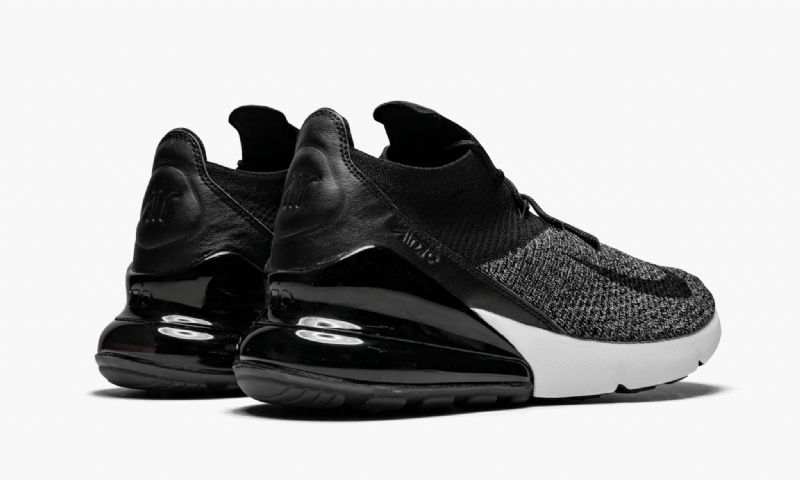Nike Air Max 270 Flyknit Férfi Futó Fekete/fekete-fehér