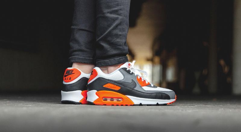 Nike Air Max 90 Essential Fehér Szürke Férfi Hétköznapi / Antracit-hűvös Szürke-fekete