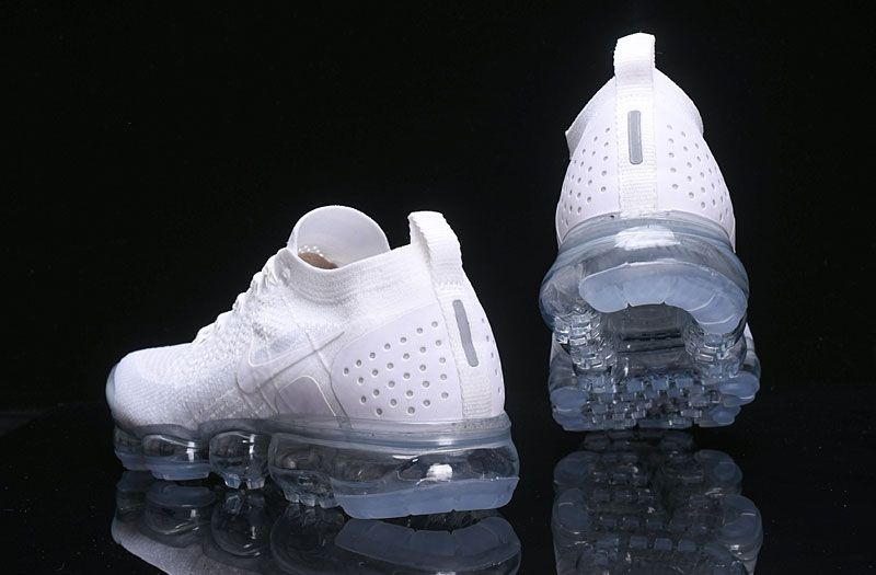 Nike Air Vapormax Flyknit 2 Férfi / Női Futó Fehér