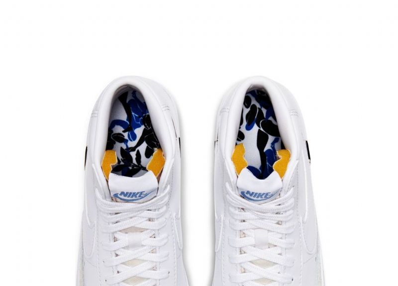 Nike Blazer Mid 77 See Férfi / Női Futó Fehér / / Hyper Royal
