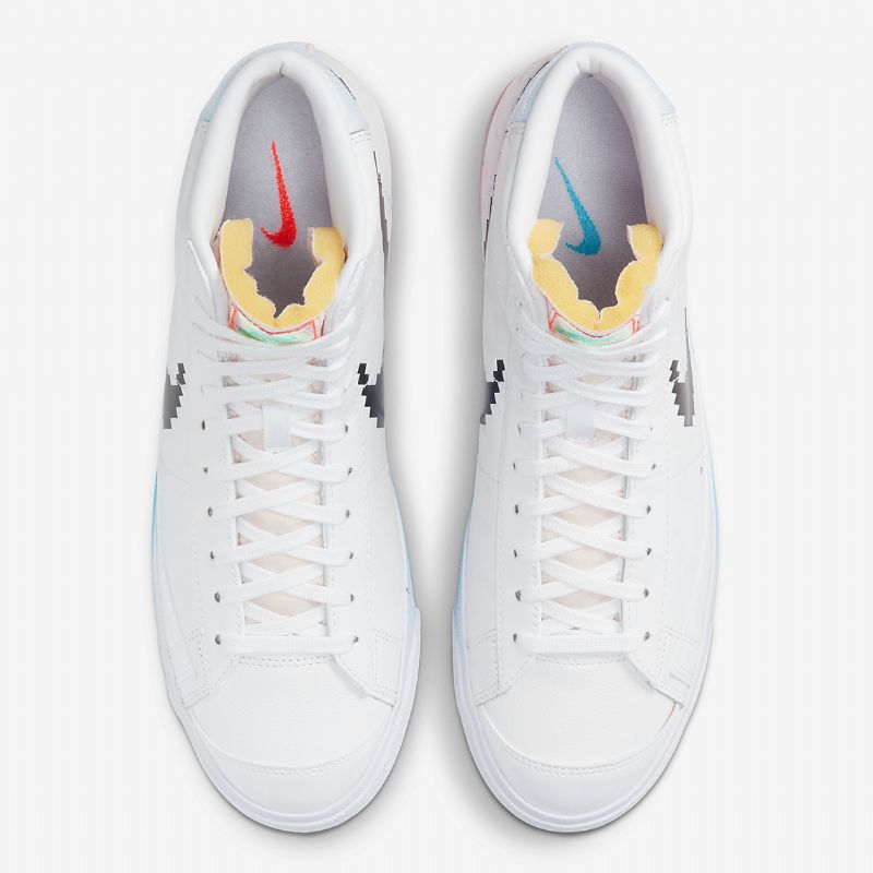 Nike Blazer Mid 77 Ünnepli A Férfiakat / Nőket Akik Futnak Fehér / / Világos Bíbor / Fekete