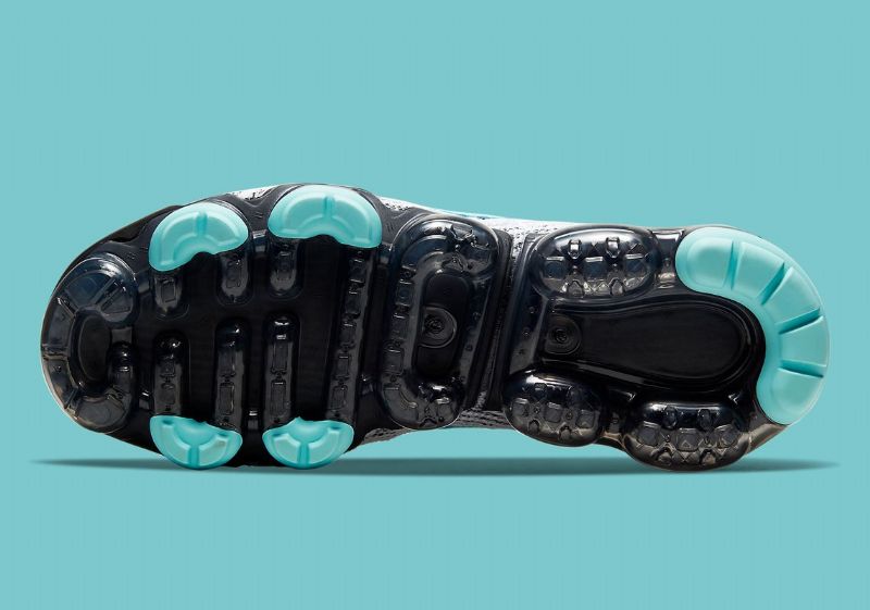 Nike Vapormax Flyknit 3 Férfi / Női Futó Fehér / Fekete-metál Ezüst-aurora